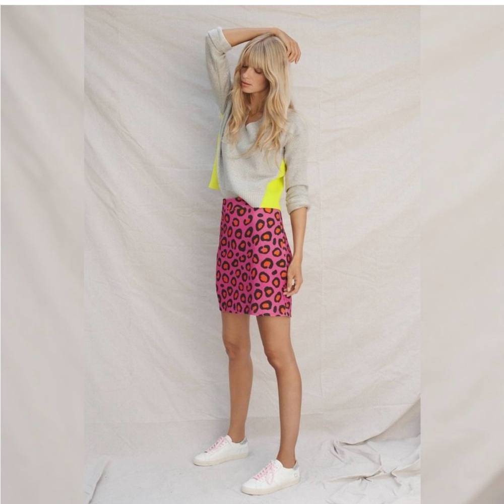 Anthropologie Farm Rio Halley Knit
Mini Skirt SIZE XS. New without tags